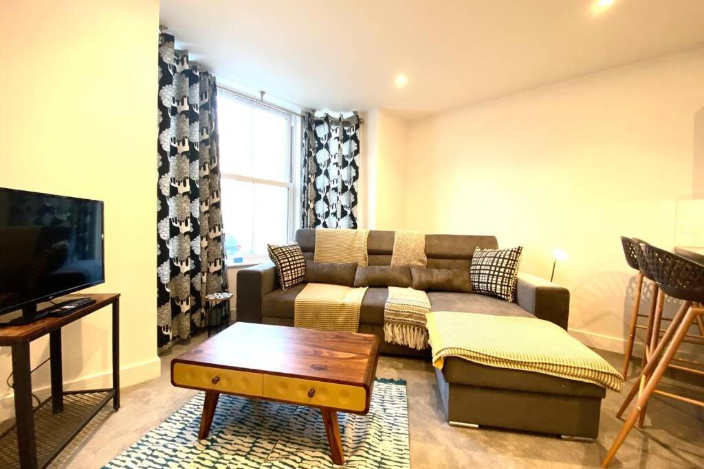 Stunning New Apartment Set In St Leonards On Sea Hollington  Eksteriør billede